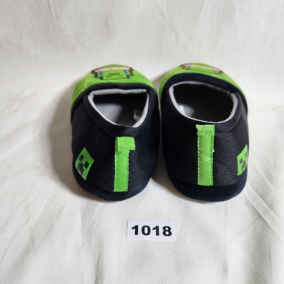Minecraft Creeper Big Boy Slippers 4-5 Rubber Sole New Gamer - Picture 3 of 5